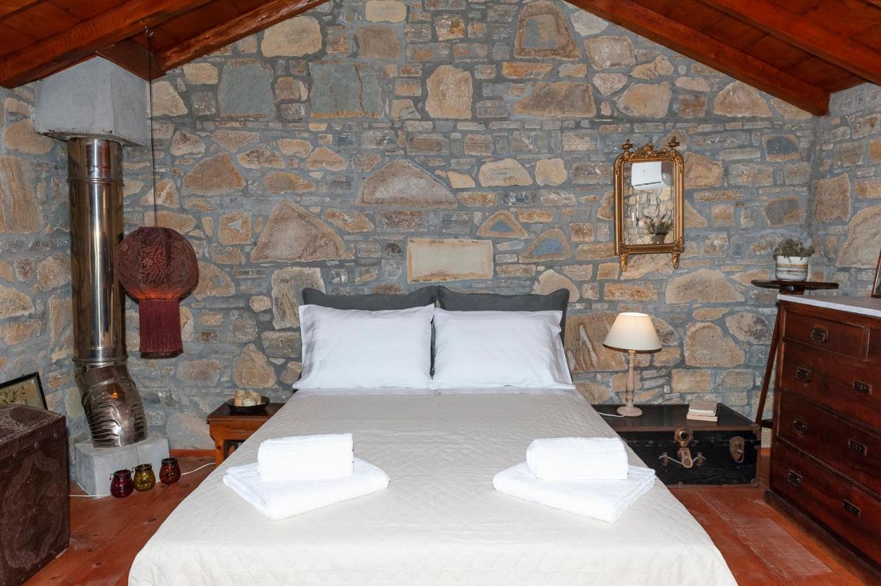 Oceanis Cottage House Ormos Koumeikon Exterior photo
