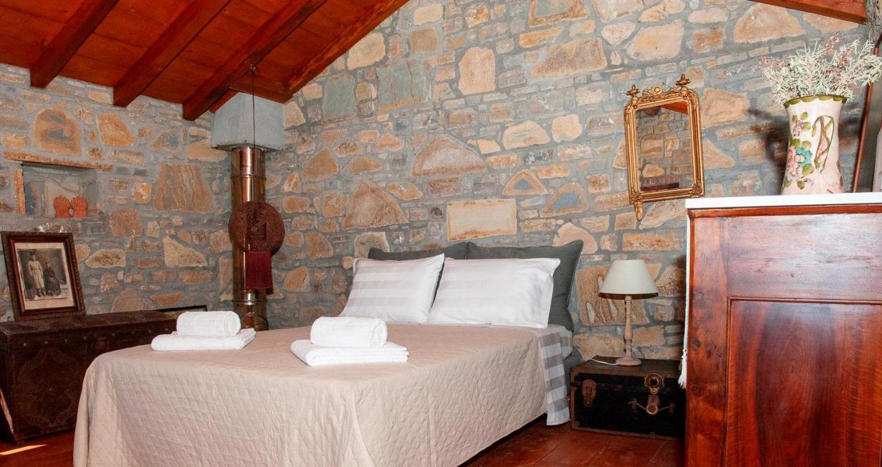 Oceanis Cottage House Ormos Koumeikon Exterior photo